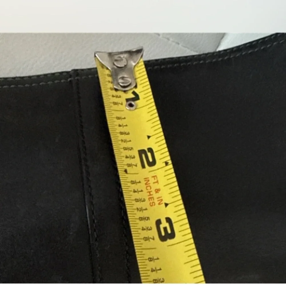 Coach Vintage Black Leather Hamptons SoHo Semi Baguette Shoulder Bag NWOT - Picture 10 of 10